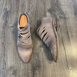 Free People Lost Valley Tan Brown Leather Strappy Ankle Boots Size 38 US 7.5 EUC